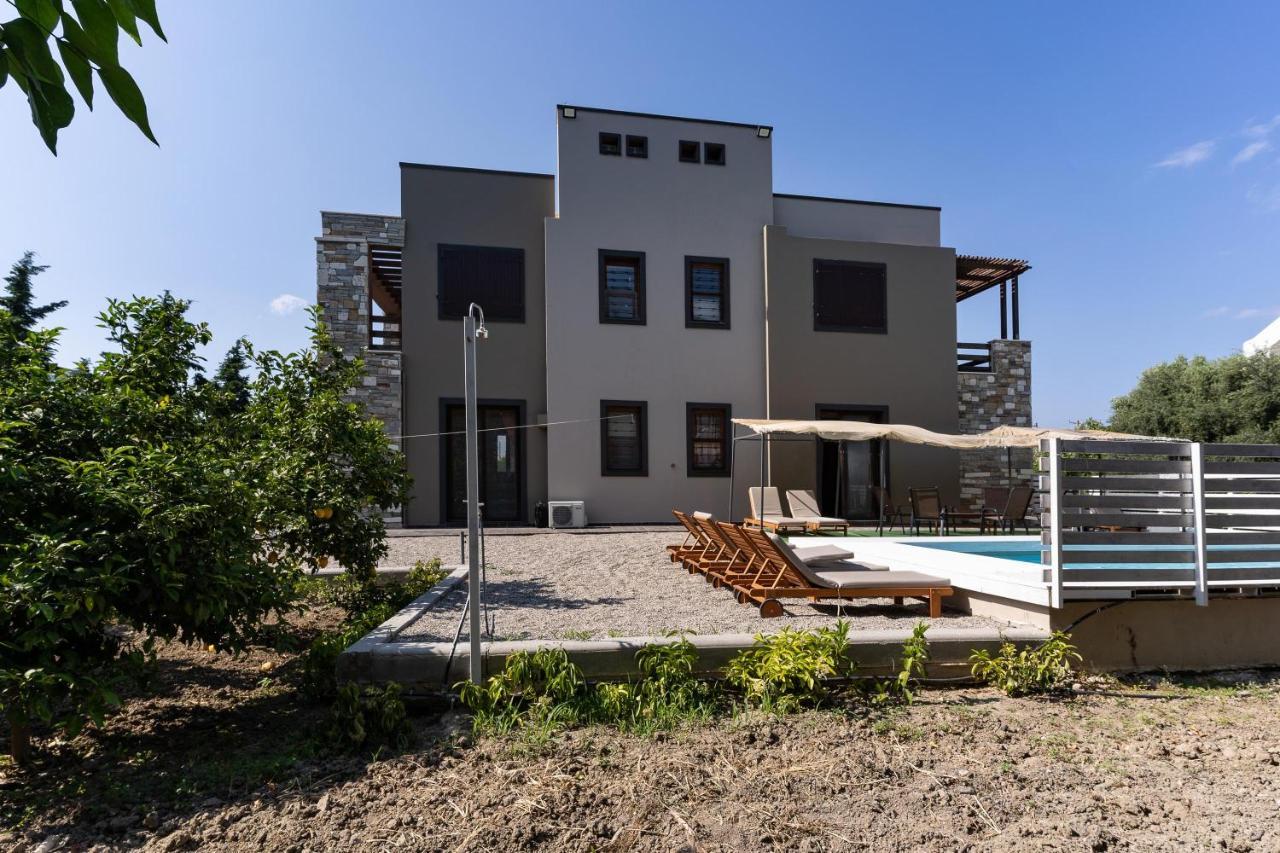Villa Astravi イアリソス エクステリア 写真
